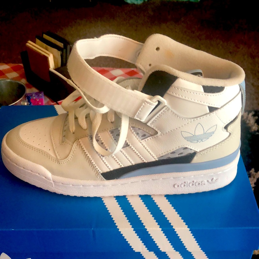 Adidas forum j